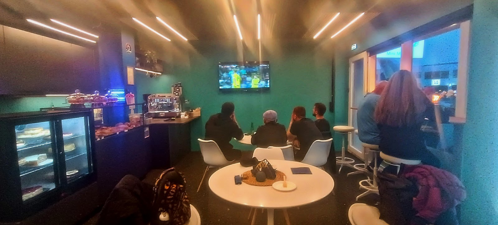 Vibe at Blue Café